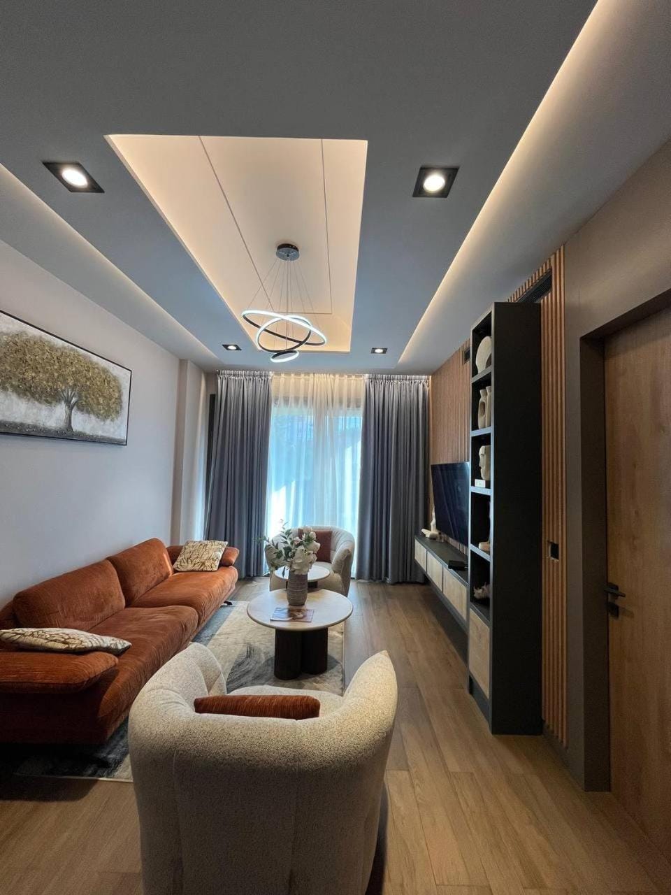 TV and multimedia, Living room, Seating area, Evening entertainment