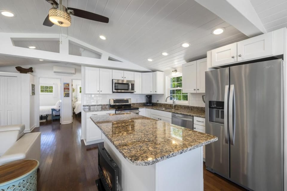 Sunrise Cottage House in Cedar Key
