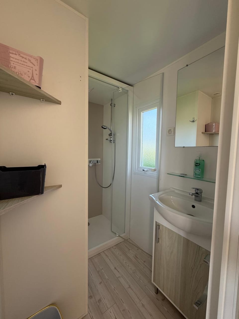 Camping Le clos Savoye Campground/ 
RV Resort in Normandy