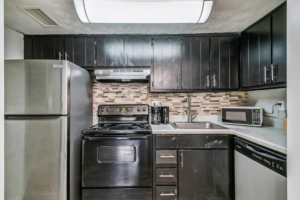 Halsten at Vinings 3203 Spacious 1 Bed 1 bath Apartment in Vinings