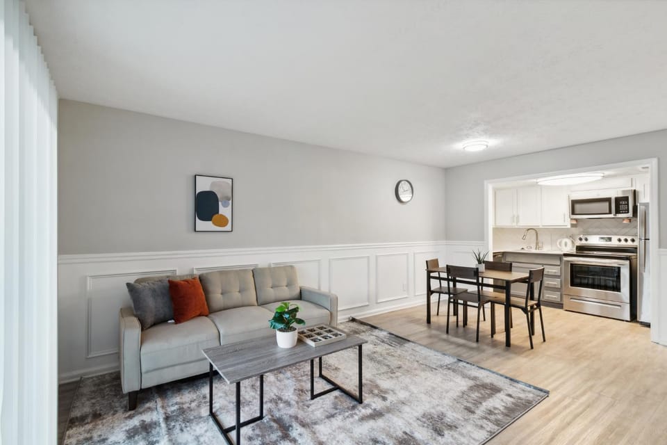 Halsten at Vinings 3214 Spacious 1 Bed 1 Bath Apartment in Vinings