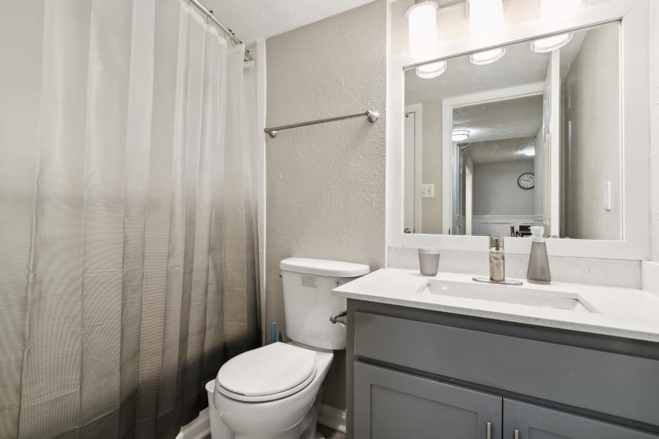 Halsten at Vinings 3214 Spacious 1 Bed 1 Bath Apartment in Vinings