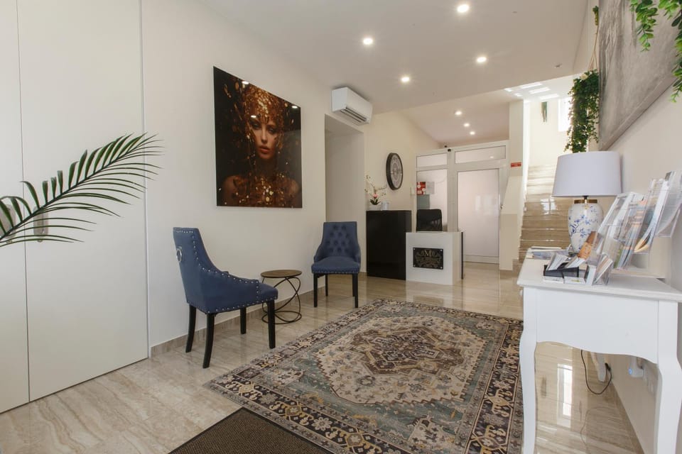 Property building, Seating area, air conditioner
