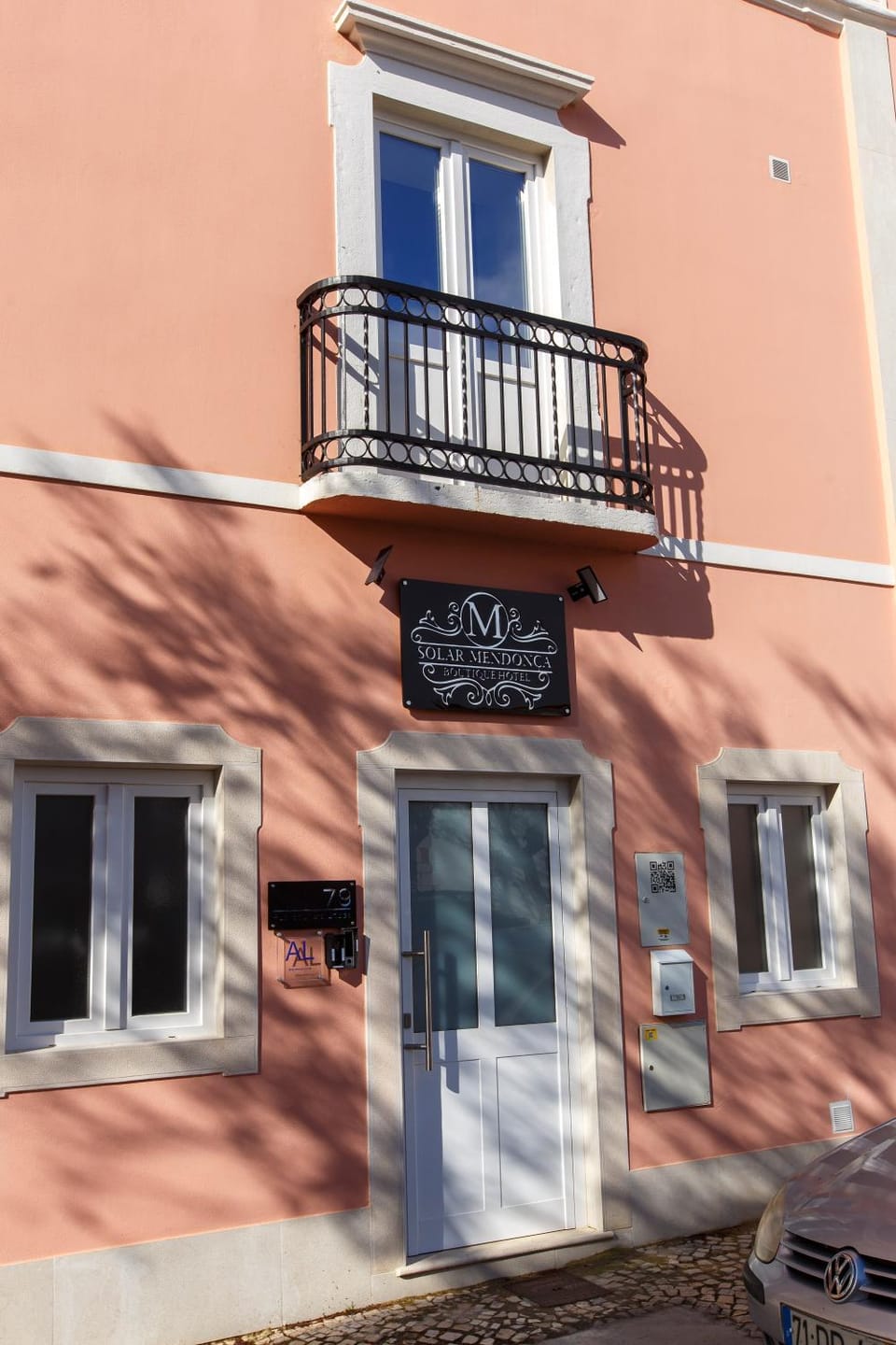 Property building, Facade/entrance