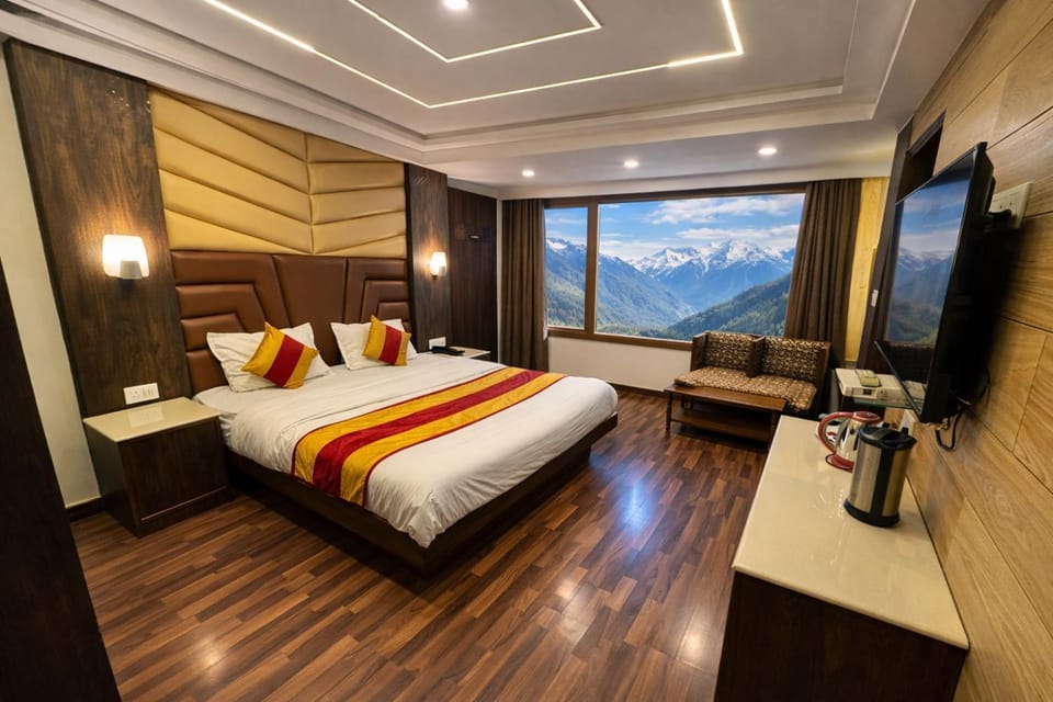 Bed, Natural landscape, TV and multimedia, Photo of the whole room, Bedroom, Mountain view