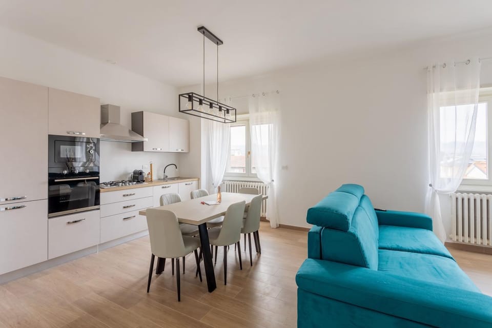 Kitchen or kitchenette, Living room, Seating area, Dining area, dishwasher, pet friendly, stove