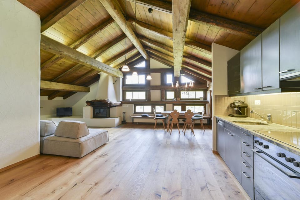 Chesa Grischuna - La Punt Apartment in Canton of Grisons