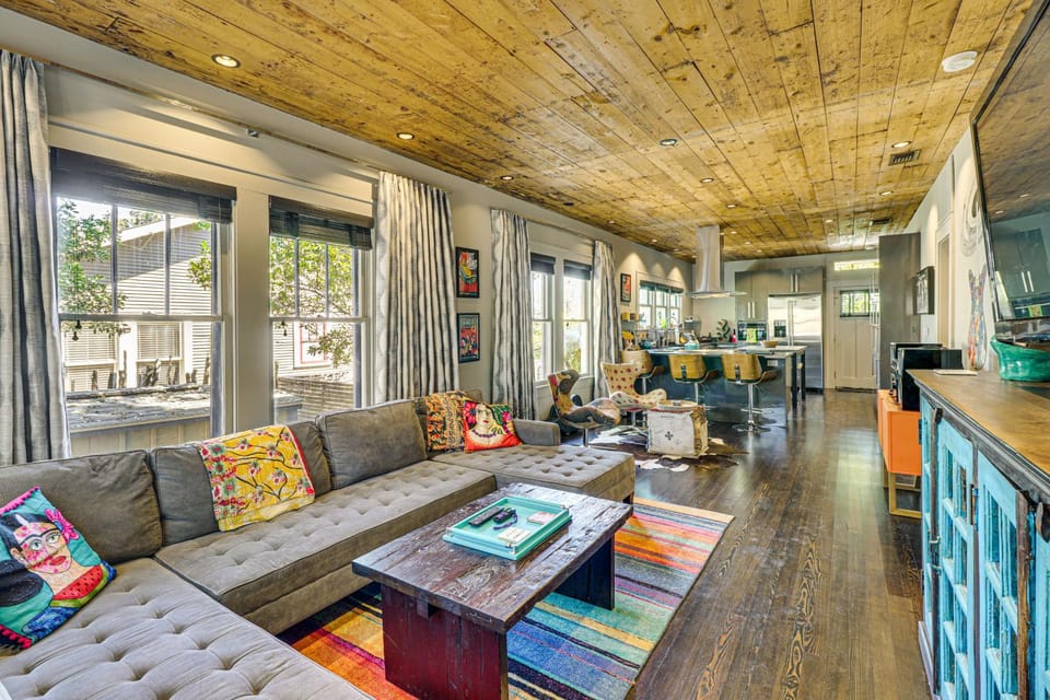 Walk to SoCo: Home w/ Decks & City Views in Austin House in Austin