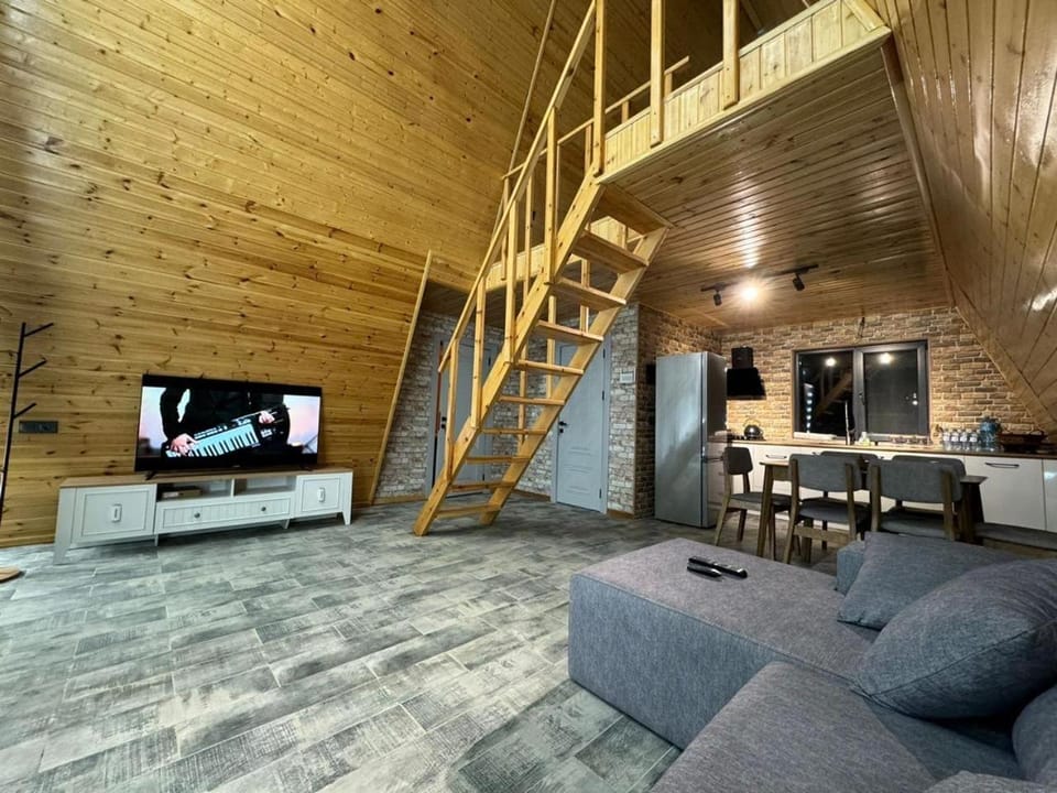 Aframe New Country House in Azerbaijan