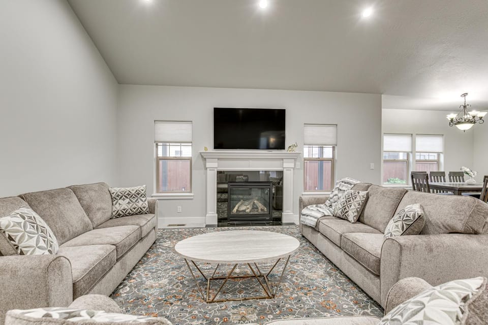 Eugene Area Home 18 Mi to U of O! House in Junction City