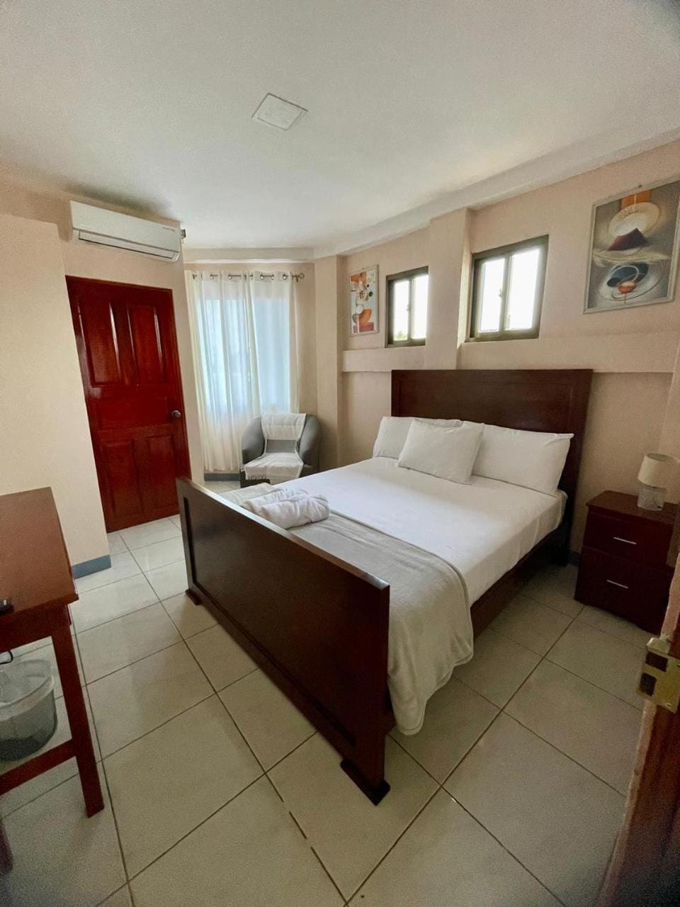 Hotel Terraza Zoe Capsule hotel in Managua