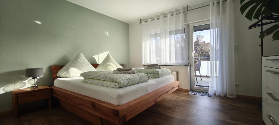 Bed, Balcony/Terrace, Photo of the whole room, Bedroom, wardrobe