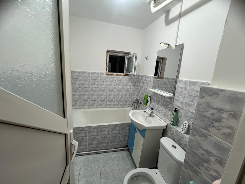 Toilet, Bathroom