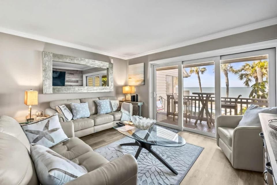 Beachfront Aldea 18 Apartment hotel in Indian Rocks Beach