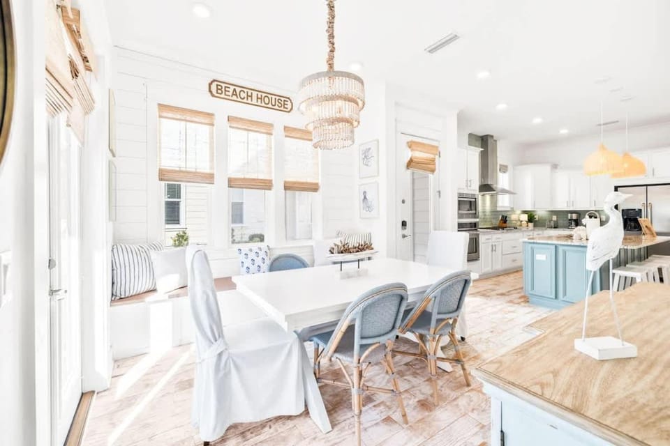 Coastal Oasis by Stay on 30A- Pool, bikes, Golf Cart House in South Walton County