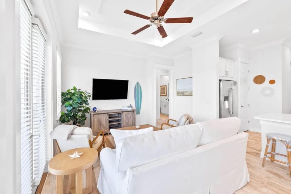GDay 30A by Stay on 30A- Pool, Bikes, Golf Cart House in South Walton County