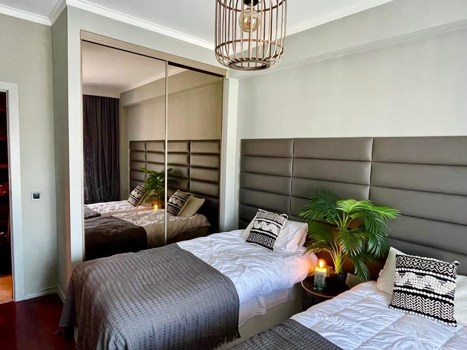 Sunset Beach Guest House Bed and Breakfast in Setubal District