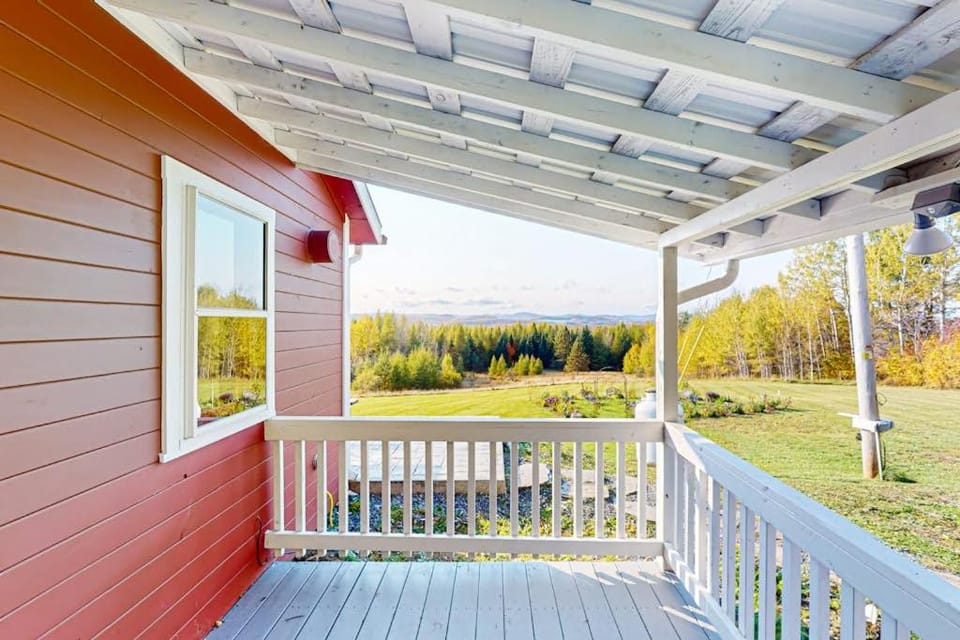 Whispering Pines Retreat House in Glover
