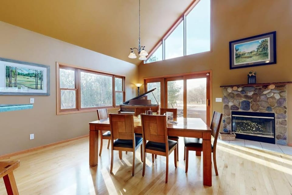 Sand Dunes Lodge House in Wisconsin