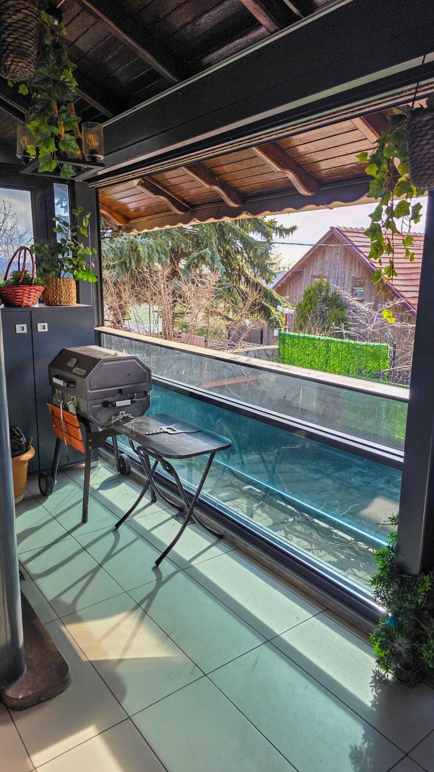 Patio, Natural landscape, BBQ facilities, BBQ facilities, View (from property/room), Balcony/Terrace, Seating area
