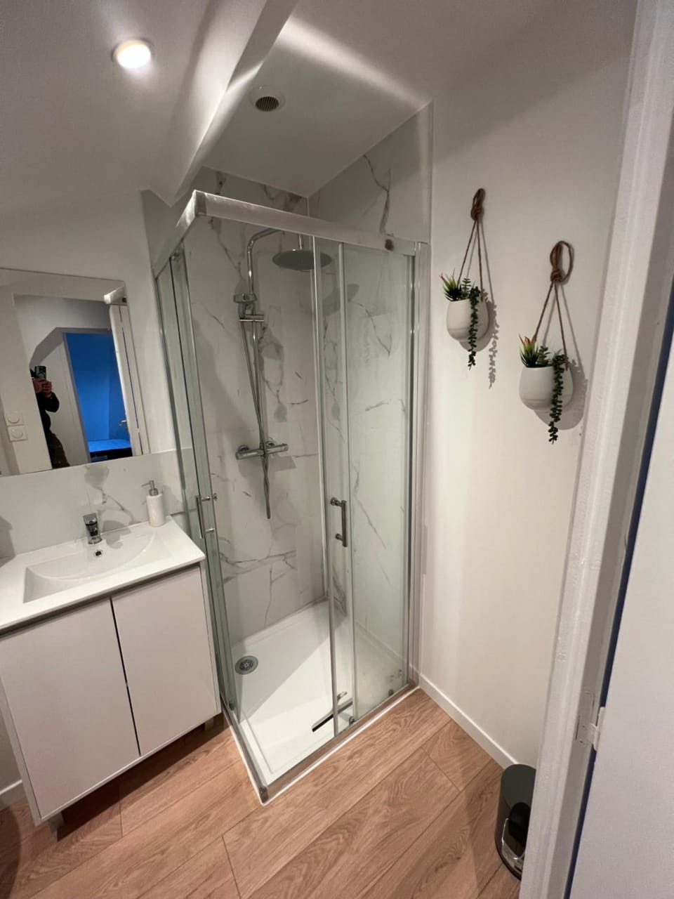 Shower, Bathroom