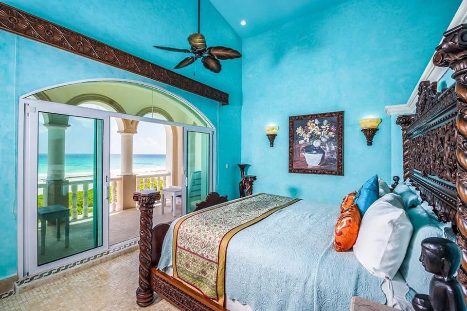Amazing Beachfront Casa del Mar Bonito, Playa del Secreto, Riviera Maya Villa in State of Quintana Roo