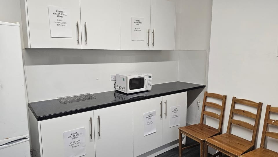 Ensuite Double Room in City Of Oxford Bed and Breakfast in Oxford