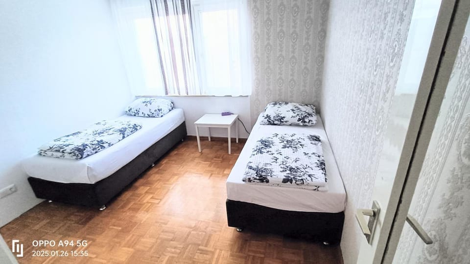 Z1, Apartments Apartment in Frankfurt