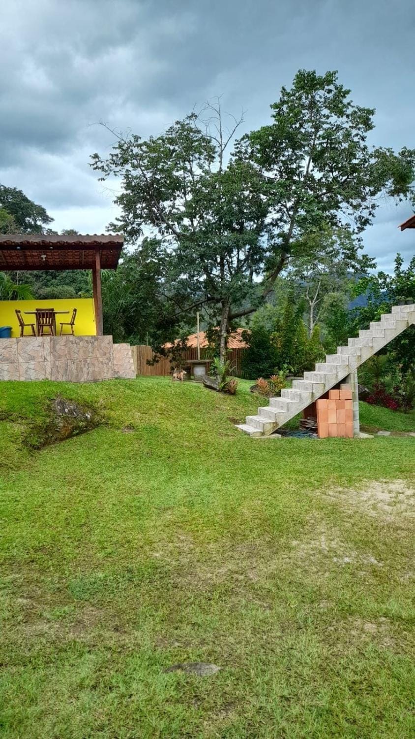 Studio Garden Chalé completo com piscina e churrasqueira House in State of Rio de Janeiro