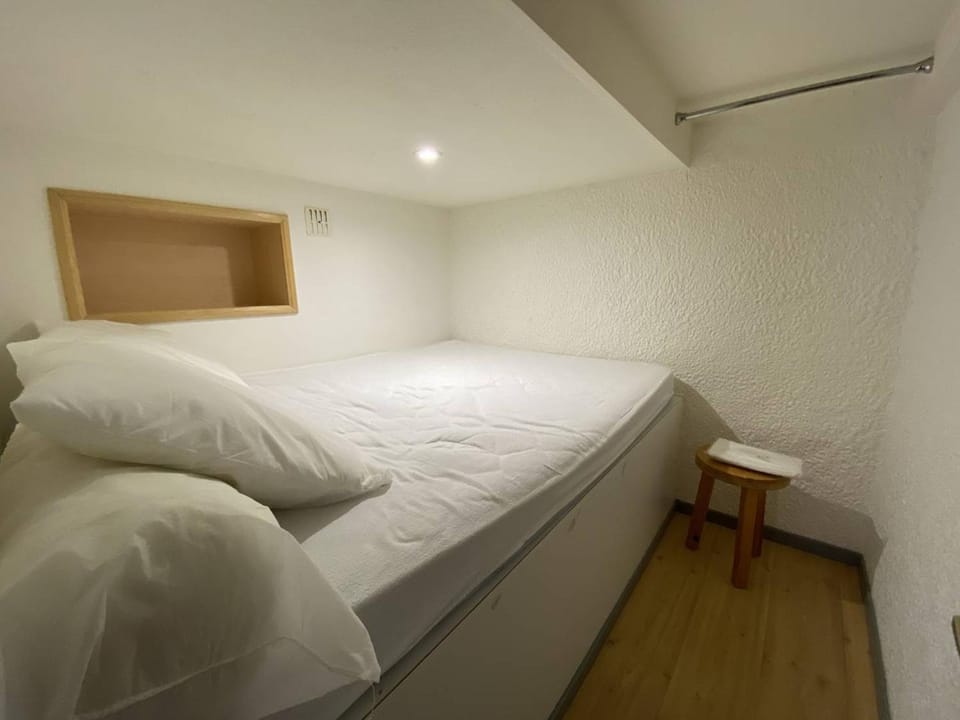 Studio confortable 4 pers. avec mezzanine et balcon au centre de Cauterets Apartment in Cauterets