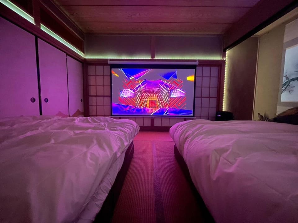 TV and multimedia, Bedroom