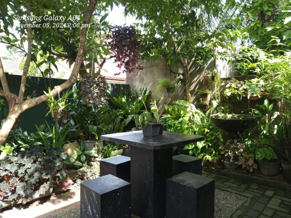 Lotus Paradise House in Southern Province