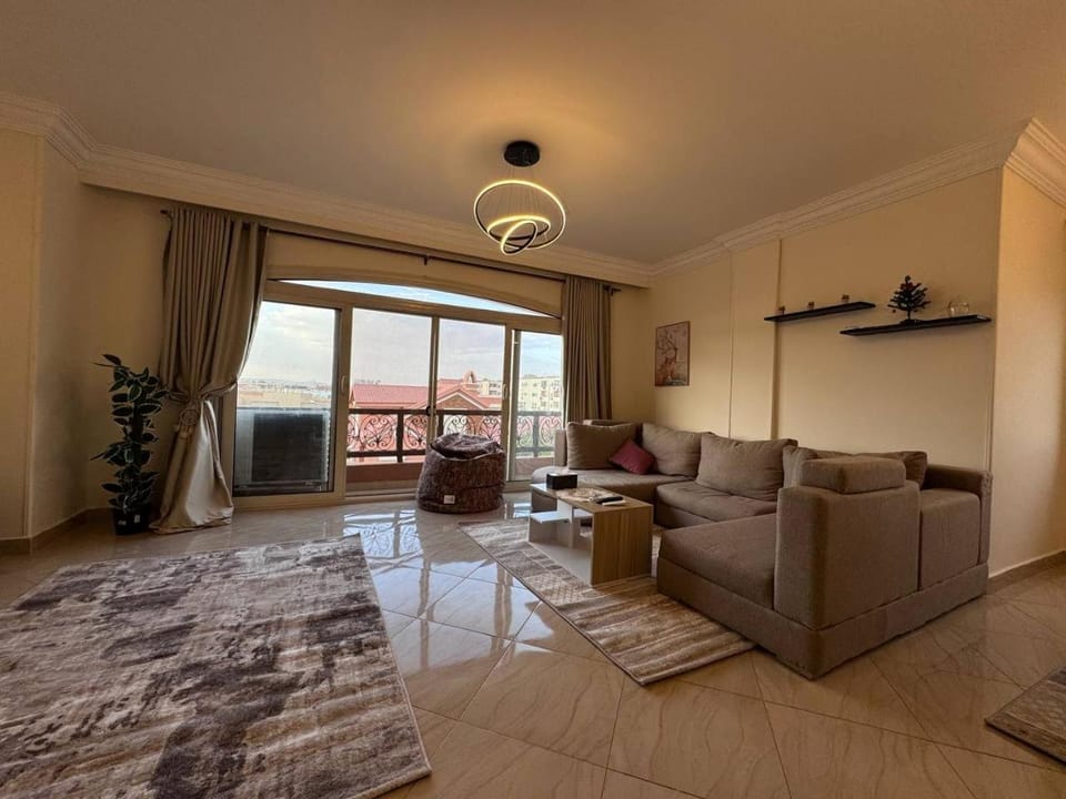 شقة بموقع متميز في الشيخ زايد Apartment in Egypt