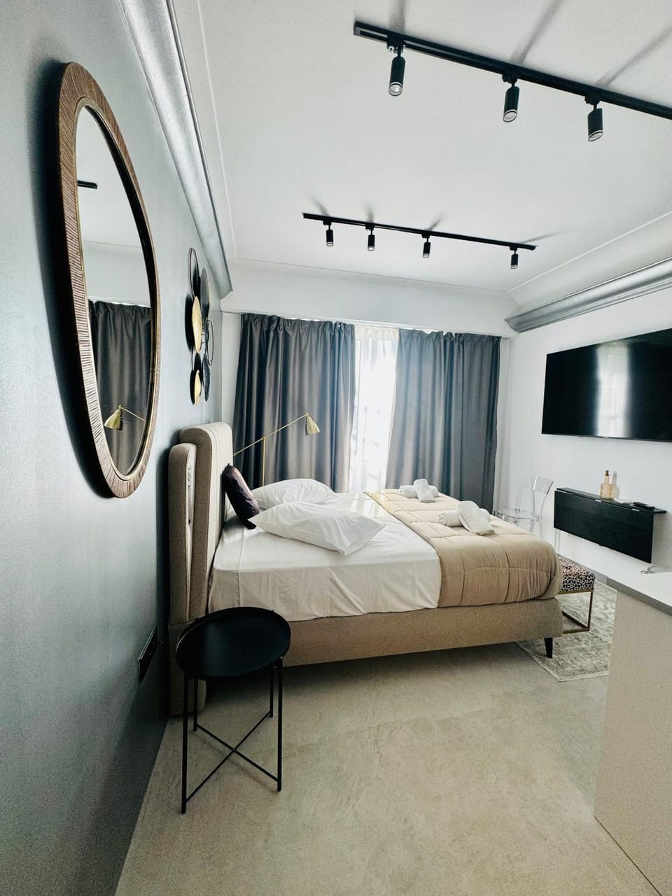 Acropolis View Apartment in Athens