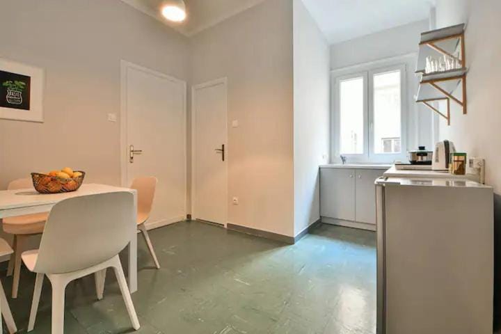 Elegant Suite Plateia Klathmonos Apartment in Athens