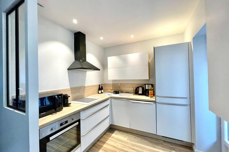 Grande terrasse en centre ville House in Aix-les-Bains