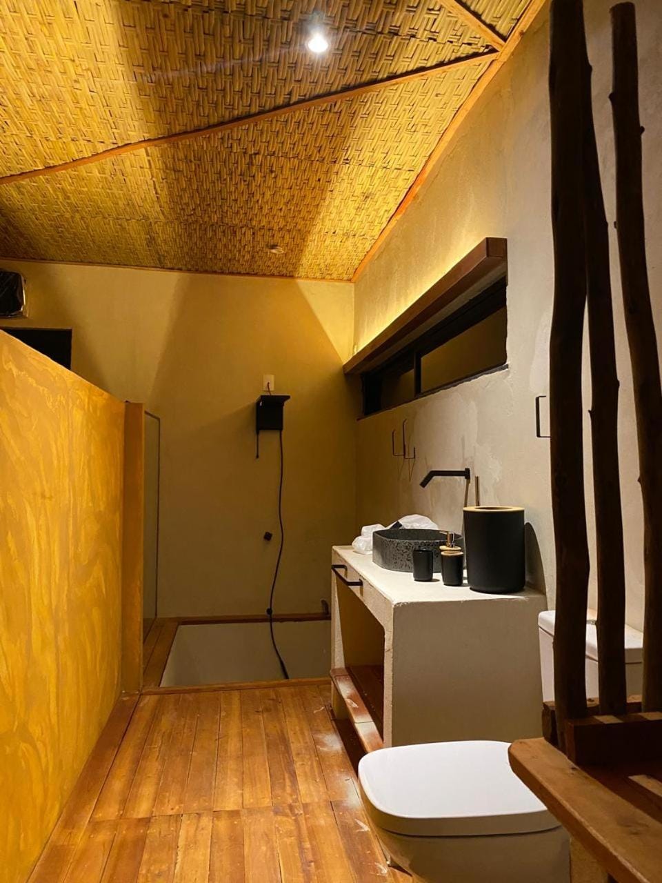 Cabana Terra frente para rio Apartment in State of São Paulo