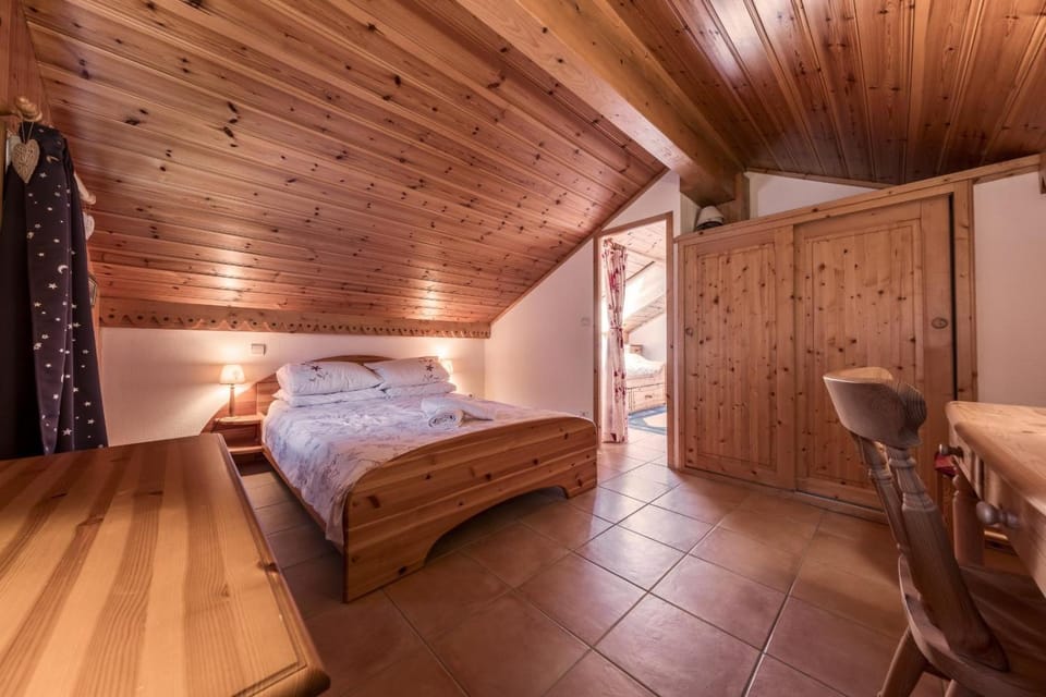 Bed, Bedroom, wardrobe