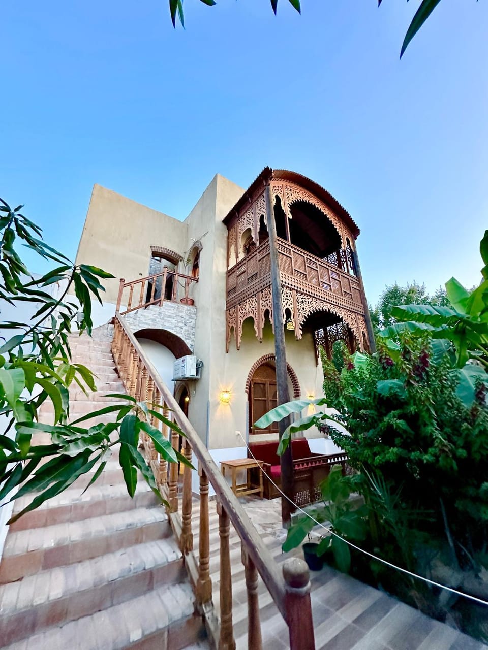 Property building, Patio, Day, Garden, View (from property/room), Balcony/Terrace, Garden view