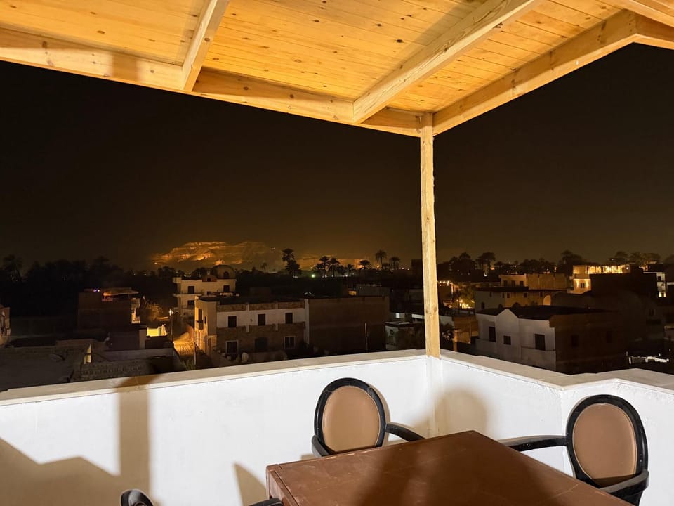 Night, View (from property/room), Balcony/Terrace, Seating area