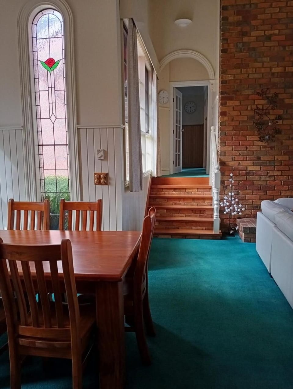 Federation Style 4 bedroom House with Ocean View House in Lakes Entrance