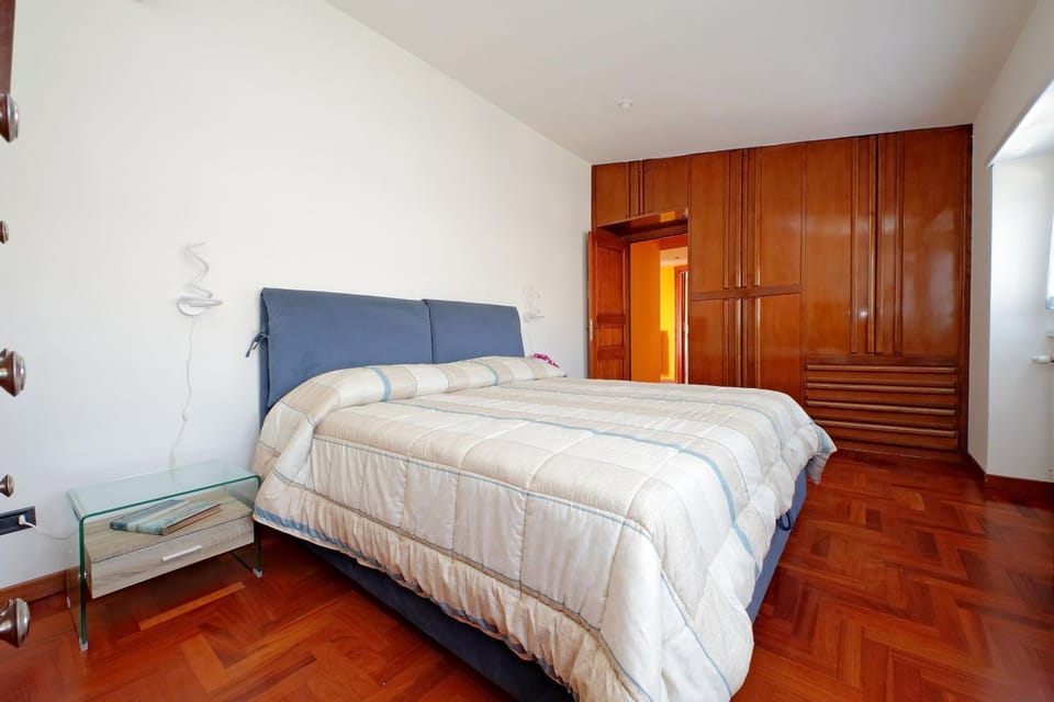Bed, Bedroom, wardrobe