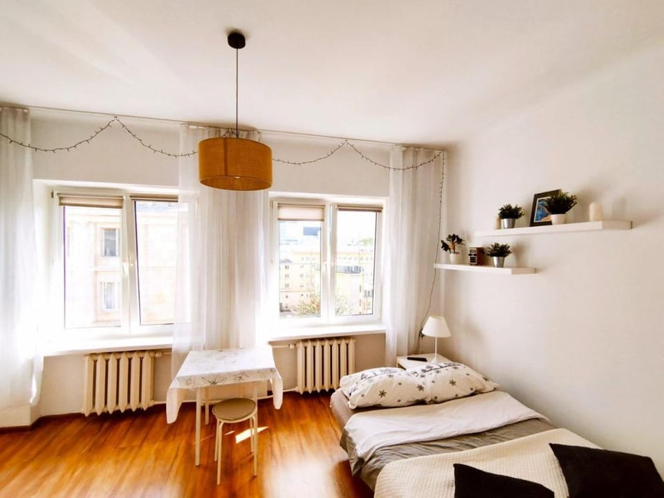 Cozy Studio at Plac Konstytucji Apartment in Warsaw