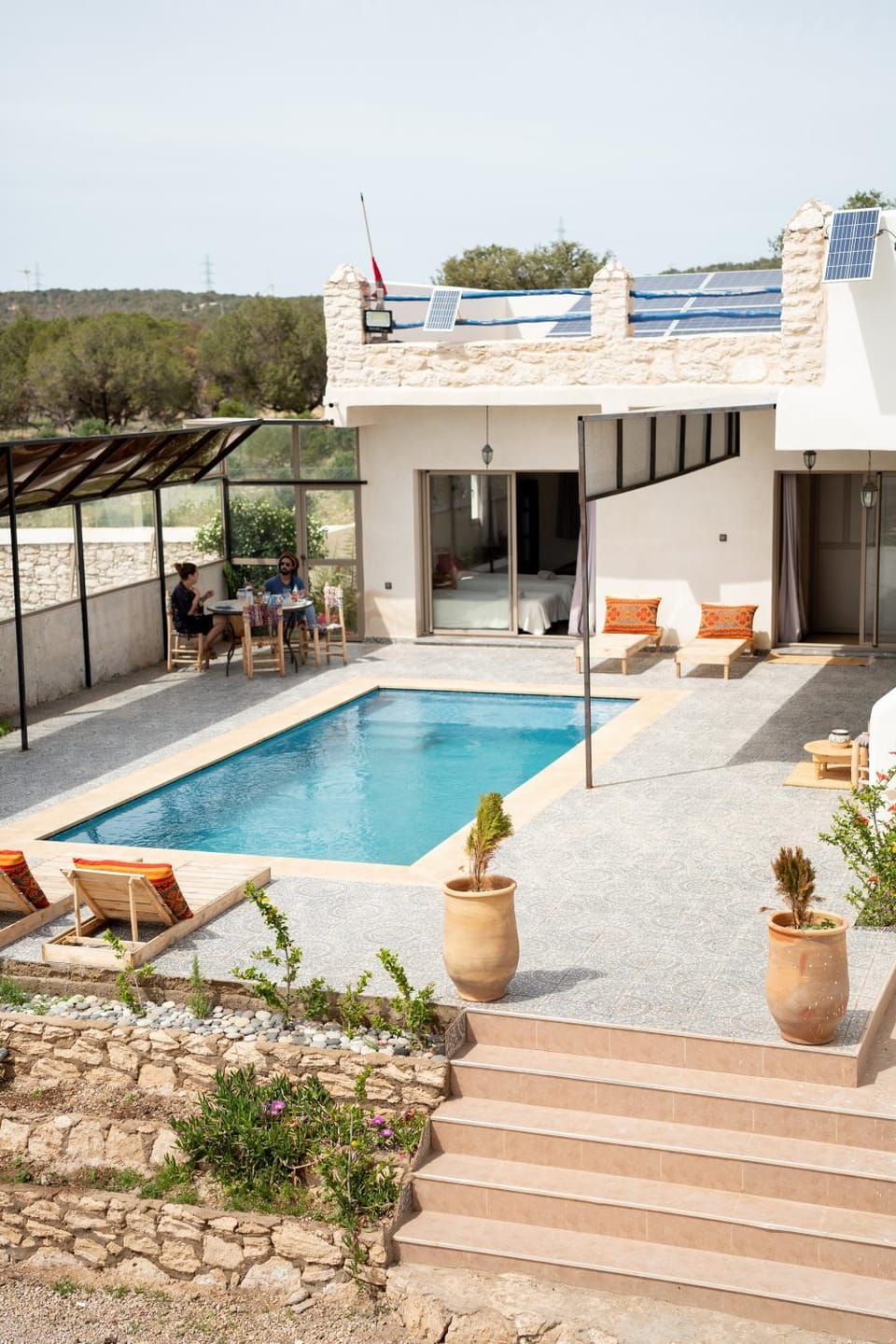 Property building, Patio, Day, Pool view, Swimming pool, sunbed