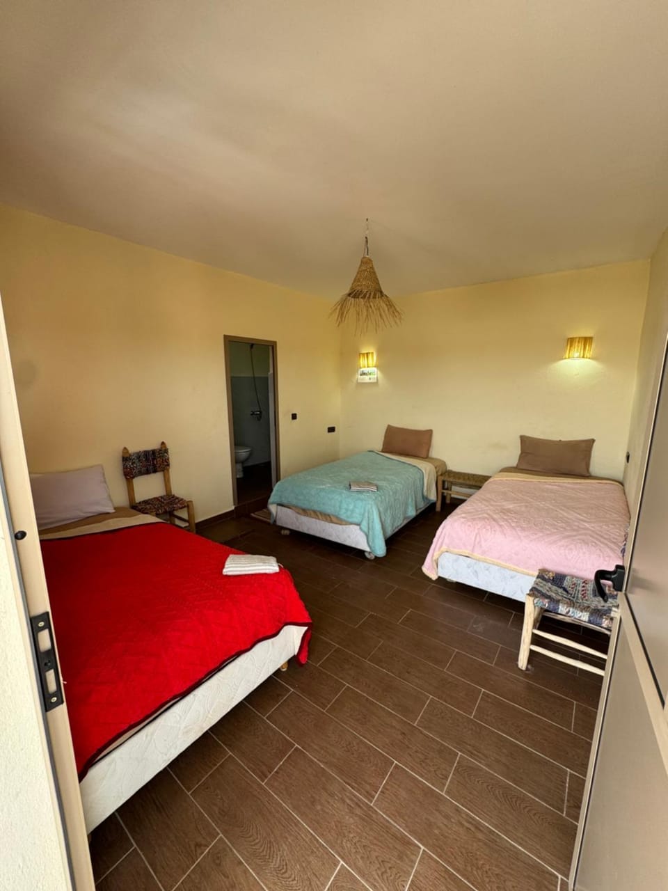 ,,,''' Sidi kaouki Tayoukhte Surf House with Pool ''' ,,, Surfing lessons, Horse Riding & Quad adventures ,,, Local experiences all in one place Bed and Breakfast in Marrakesh-Safi