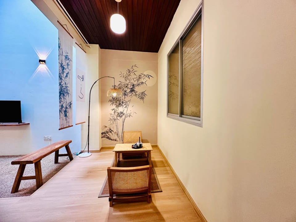 TV and multimedia, Living room, Seating area