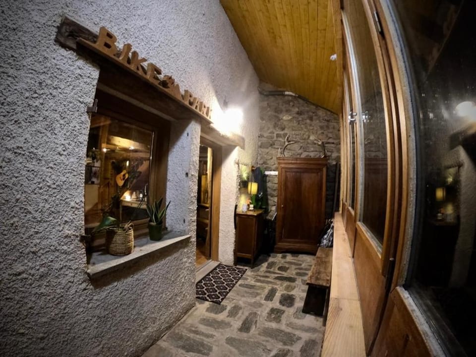 Le Refuge des Boussardes Chalet in Le Monêtier-les-Bains