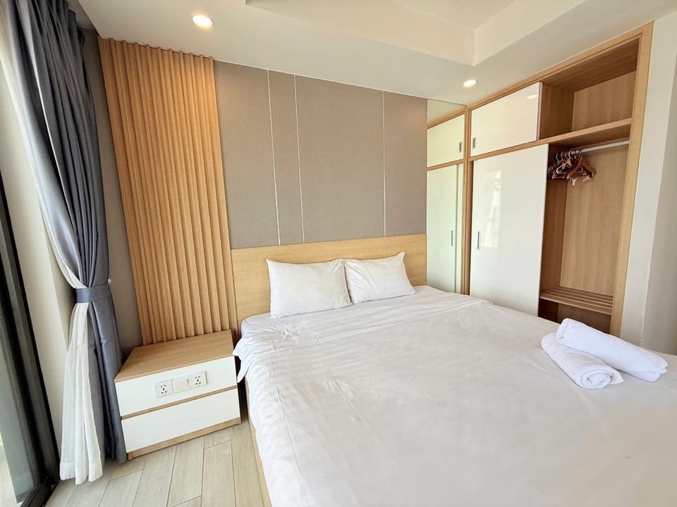Bed, Bedroom, wardrobe
