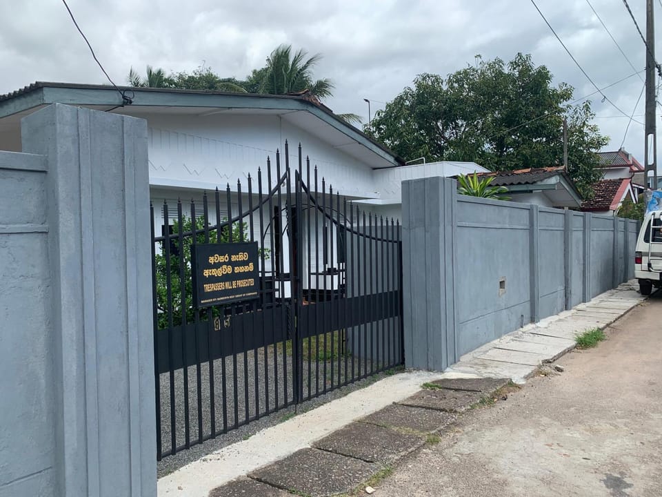 Property building, Day, Street view