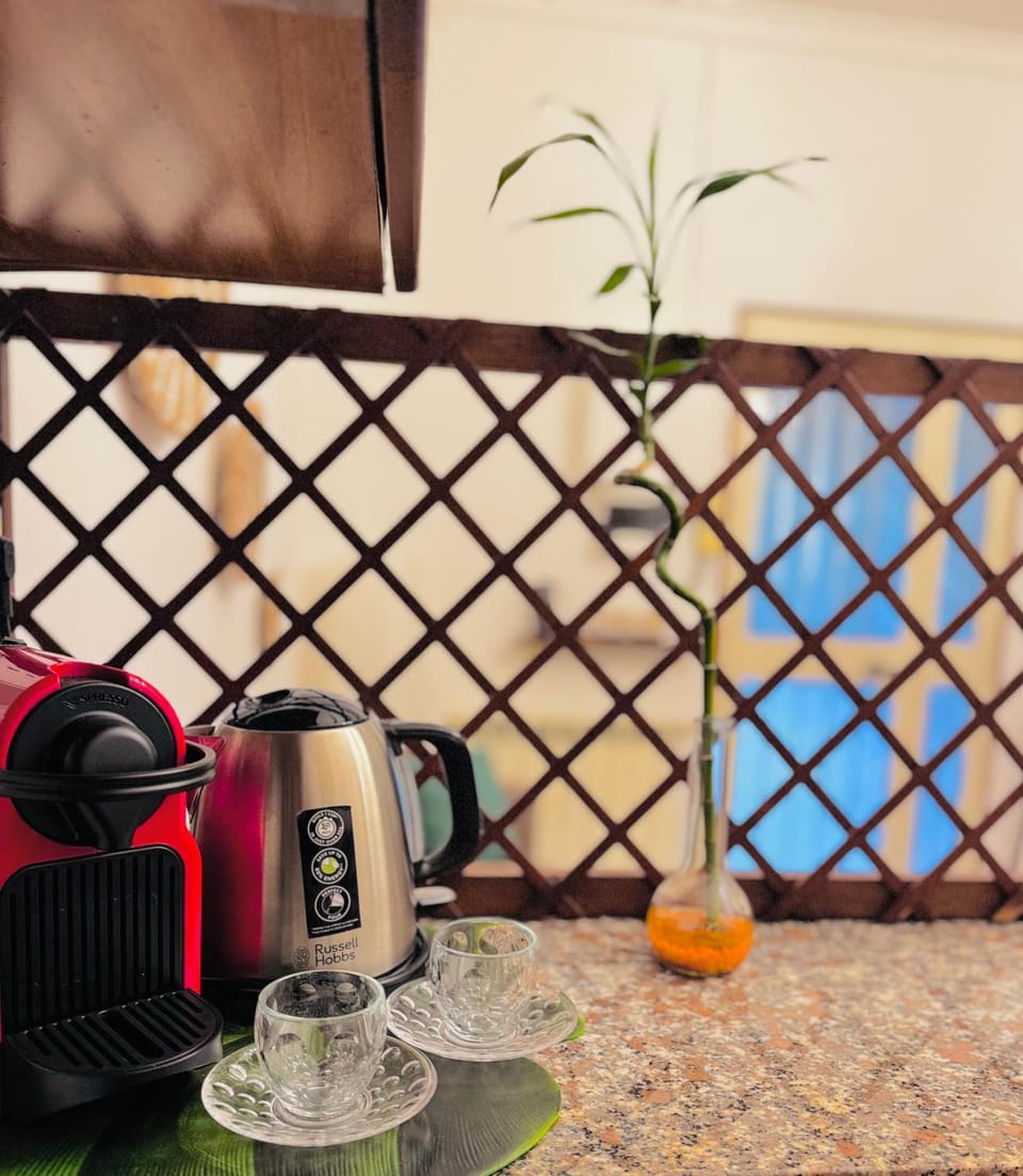 Coffee/tea facilities, Kitchen or kitchenette, minibar